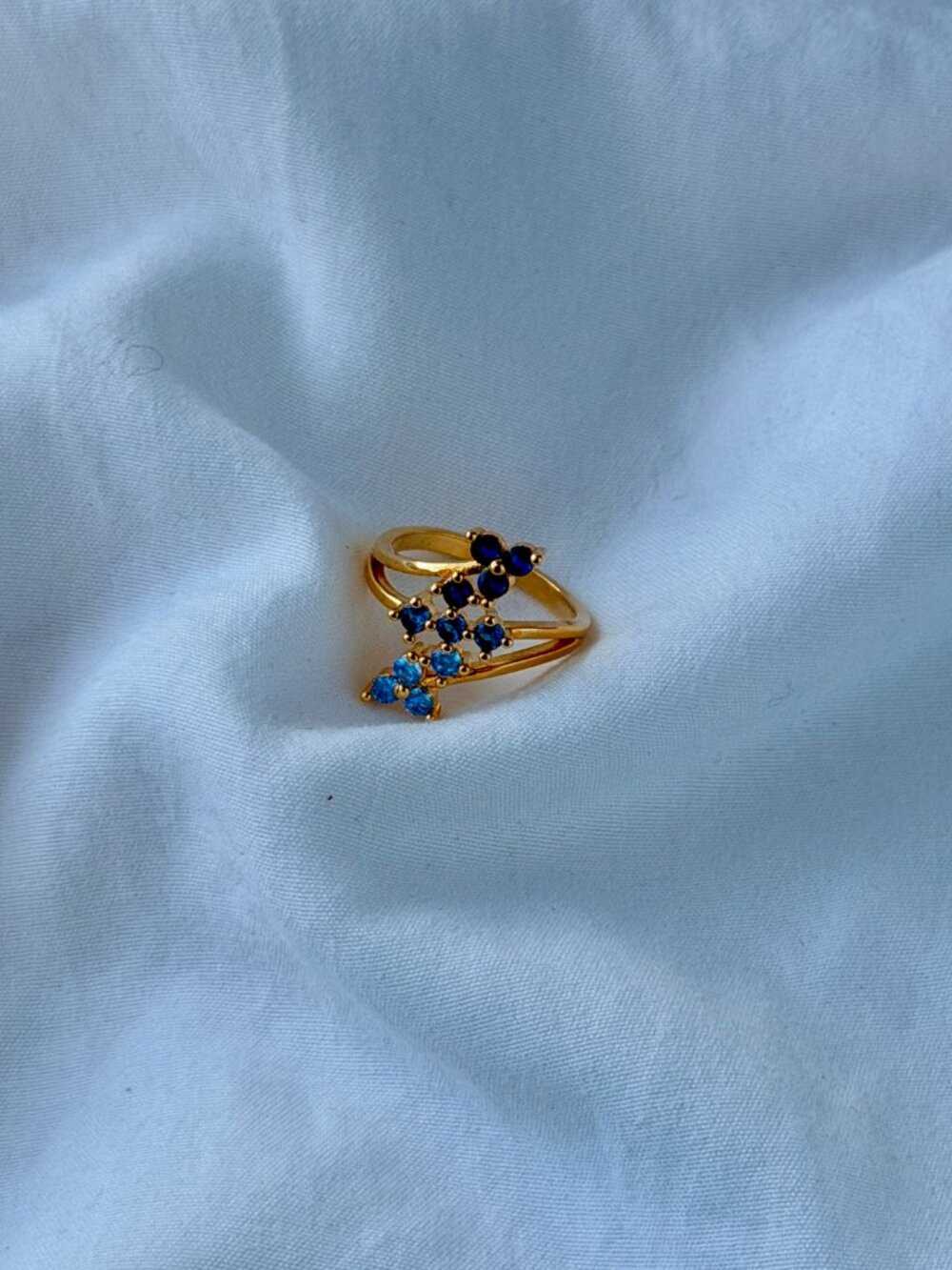 Snowflakes Zirconia Ring - 18k Gold Plated - Blue Zirconia - Size 6
